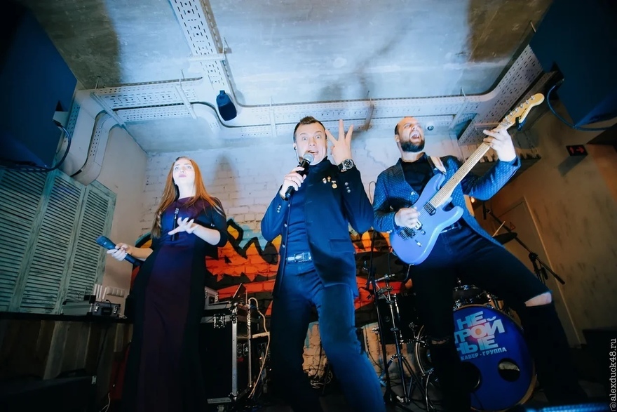 Кавер-группа Нестройные на свадьбу 5