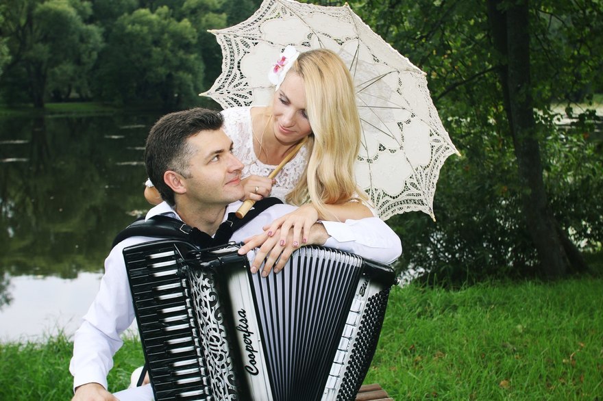 Шоу-дуэт аккордеонистов Мирослав и Владислава на свадьбу 9