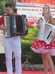 Шоу-дуэт аккордеонистов Мирослав и Владислава на свадьбу 1