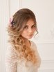 Локоны / Локоны на один бок, С аксессуарами / Цветами / Фатой от Nadya Nezhinka Beauty Studio 1