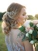 Волны, Локоны / Локоны на один бок, Распущенные, С аксессуарами / Цветами / Фатой, С плетением от Nadya Nezhinka Beauty Studio 4