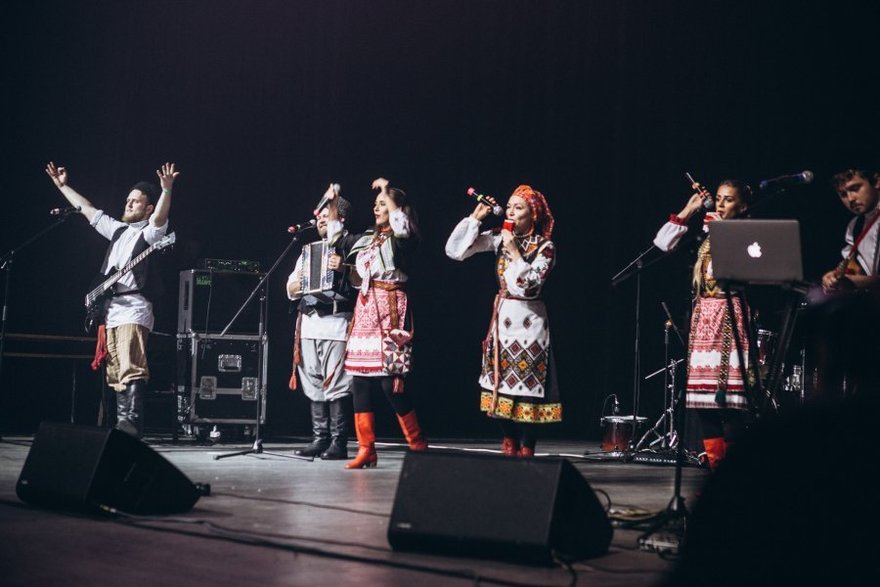 Фольклорный ансамбль Поверье на свадьбу 5