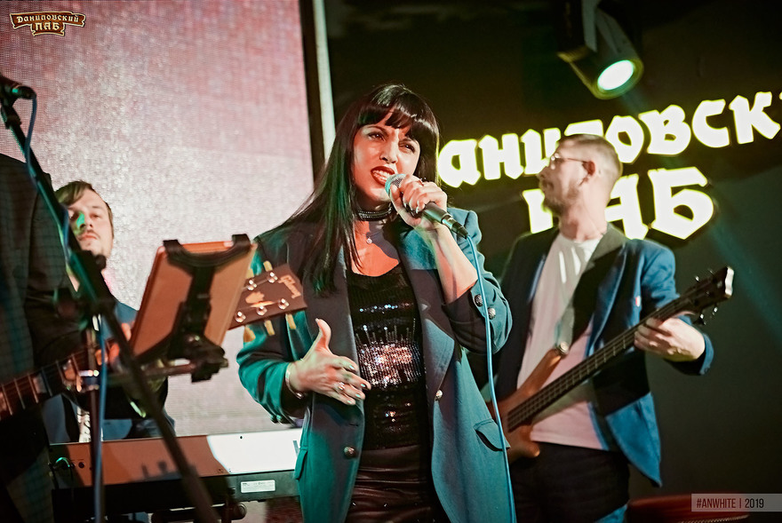 Кавер-группа Так Бывает на свадьбу 9