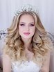 Локоны / Локоны на один бок, Распущенные, С аксессуарами / Цветами / Фатой от Свадебный стилист-визажист Арменуи Шатверян 3