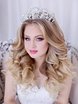 Локоны / Локоны на один бок, Распущенные, С аксессуарами / Цветами / Фатой от Свадебный стилист-визажист Арменуи Шатверян 8