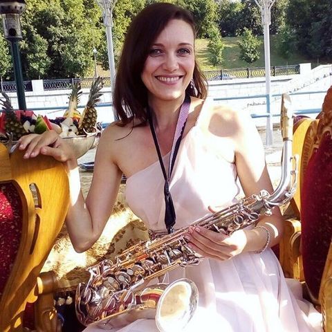 Саксофонистка Jannet Sax на свадьбу 8