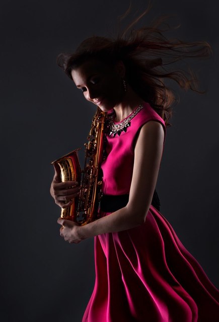 Саксофонистка Jannet Sax на свадьбу 10