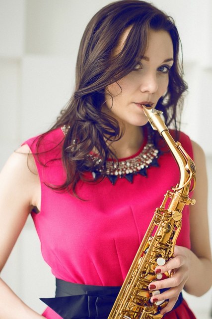 Саксофонистка Jannet Sax на свадьбу 2