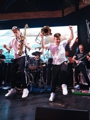 САЛЮТ BRASS BAND на свадьбу 1