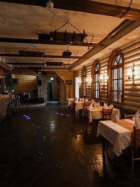 Банкетный зал / Ресторан Загородный клуб Серая лошадь в Москве 1