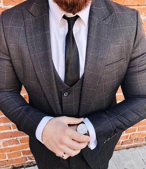 Тройка Свадебный костюм-тройка серый в клетку GRAND от Прокат мужских костюмов BLACKTUX 3