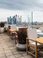 Веранда AZIMUT Отель Смоленская в Москве 1