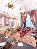 Банкетный зал / Ресторан Ресторан Ladurée на Никольской в Москве 1