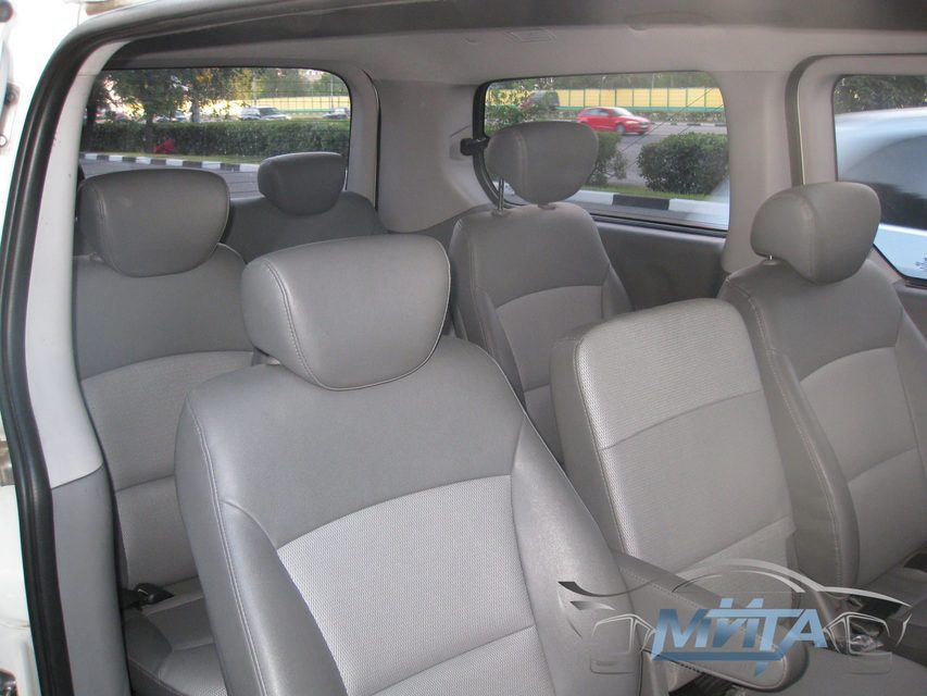 Хендай Гранд Старекс белый, на 11 чел. от МИТА 2