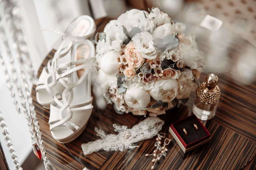 Классический круглый name от Студия декора и флористики FOA 2