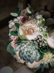 Классический круглый name от Студия декора и флористики FOA 1