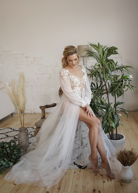 С плетением, Волны, Локоны / Локоны на один бок от Свадебный стилист и визажист Ольга Фирсова 3