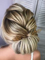 Высокие / Собранные, С плетением от Свадебный стилист и визажист Ольга Фирсова 1