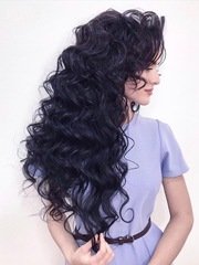 Волны, Локоны / Локоны на один бок, Распущенные от Свадебный стилист и визажист Ольга Фирсова 1