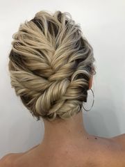 Высокие / Собранные, Коса / Коса-пучок, Пучок, С плетением от Свадебный стилист и визажист Ольга Фирсова 1