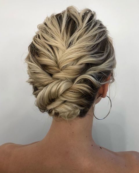 Высокие / Собранные, Пучок, С плетением, Коса / Коса-пучок от Свадебный стилист и визажист Ольга Фирсова 2
