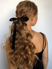 Волны, Высокие / Собранные, Локоны / Локоны на один бок от Свадебный стилист и визажист Ольга Фирсова 1