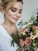 Высокие / Собранные, Локоны / Локоны на один бок, Пучок от Свадебный стилист Анна Кулакова 1