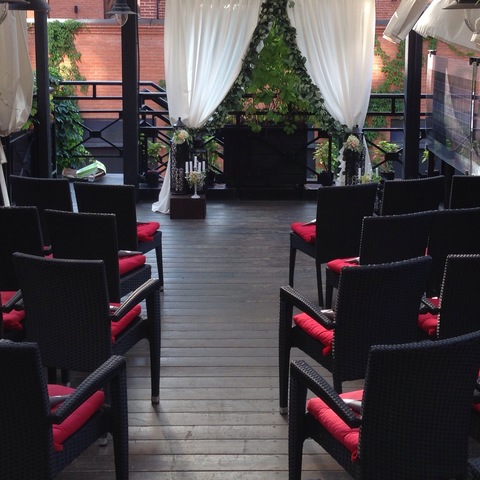 Весенняя / Летняя в Выездная регистрация, На веранде, Ресторан / Банкетный зал от Epital Wedding 6