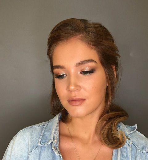 Высокие / Собранные, Локоны / Локоны на один бок от Свадебный стилист-визажист Дарья Бачурина 3