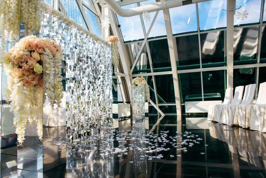 Модерн в Выездная регистрация, На веранде, Ресторан / Банкетный зал от Дизайн-студия Кружевные сказки 3