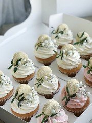 Белый Сладкий стол 18 от Delish Cake 1