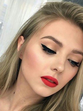 Распущенные от Anastasiya beverly hills 1