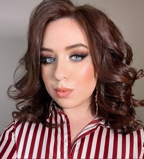 Локоны / Локоны на один бок от Anastasiya beverly hills 1