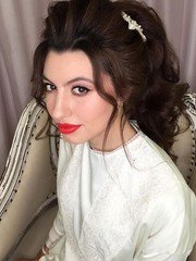 Высокие / Собранные, С аксессуарами / Цветами / Фатой от Anastasiya beverly hills 1