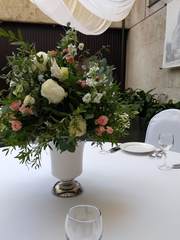 Столы и стулья гостей / Банкет в Классика от Студия декора и флористики Счастливые люди 1