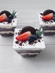 оттенки Белого, Голубой / Синий, Красный / Марсала, оттенки Зеленого, Шоколад / Коричневый Сладкий стол 2 от Шевчук Евгения 1