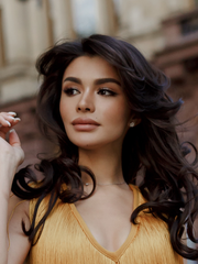 Локоны / Локоны на один бок, Распущенные от Свадебный стилист-визажист Дарья Бачурина 1