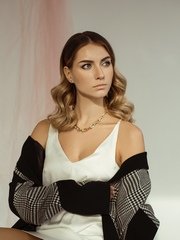 Локоны / Локоны на один бок, Распущенные от Свадебный стилист-визажист Дарья Бачурина 1