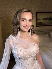Локоны / Локоны на один бок, Распущенные от Свадебный стилист-визажист Дарья Бачурина 1