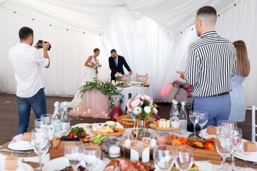 Свадьбы в яхт-клубе «Парк Рублево» Шатры в парке Рублево 6