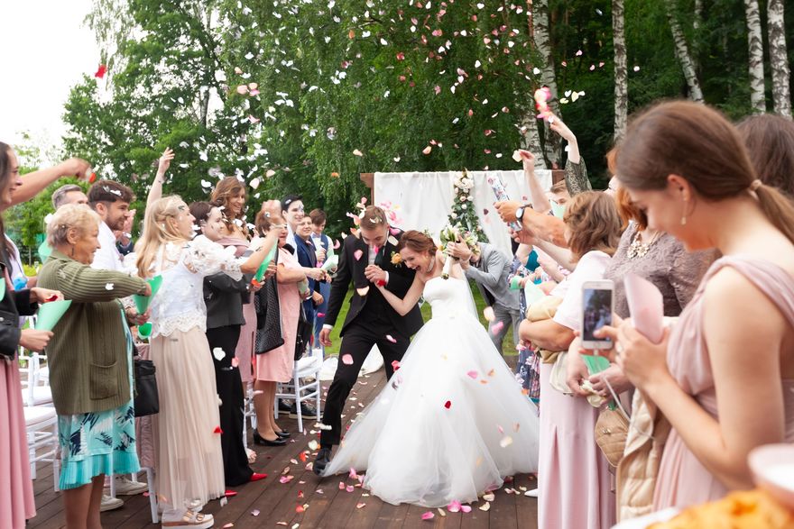 Свадьбы в яхт-клубе «Парк Рублево» Шатры в парке Рублево 13