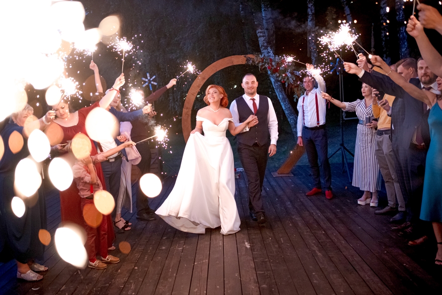 Выездная регистрация в яхт-клубе «Парк Рублево» Шатры в парке Рублево 9