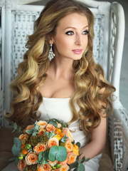 Локоны / Локоны на один бок, Распущенные от Салон красоты iconBRIDE 2