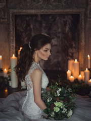 Высокие / Собранные, Локоны / Локоны на один бок от Салон красоты Архитектура Стиля 1