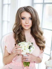 Локоны / Локоны на один бок, Распущенные от Салон красоты Архитектура Стиля 2