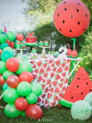 Красный / Марсала, оттенки Зеленого Сладкий стол от Кондитерская Сake & Сake 1