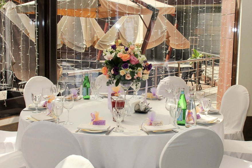 Классика в На веранде от Студия свадеб Дуэт 3