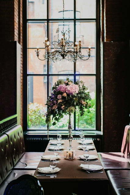 Эко, Винтаж / Ретро в Лофт, Ресторан / Банкетный зал от Студия флористики и декора Floral Studio 2