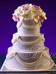 Мастика Трехъярусные 1 от Кондитерская Алтуфьево