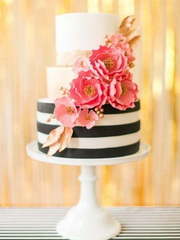 Мастика Трехъярусные 1 от Кондитерская Cake Fabrique